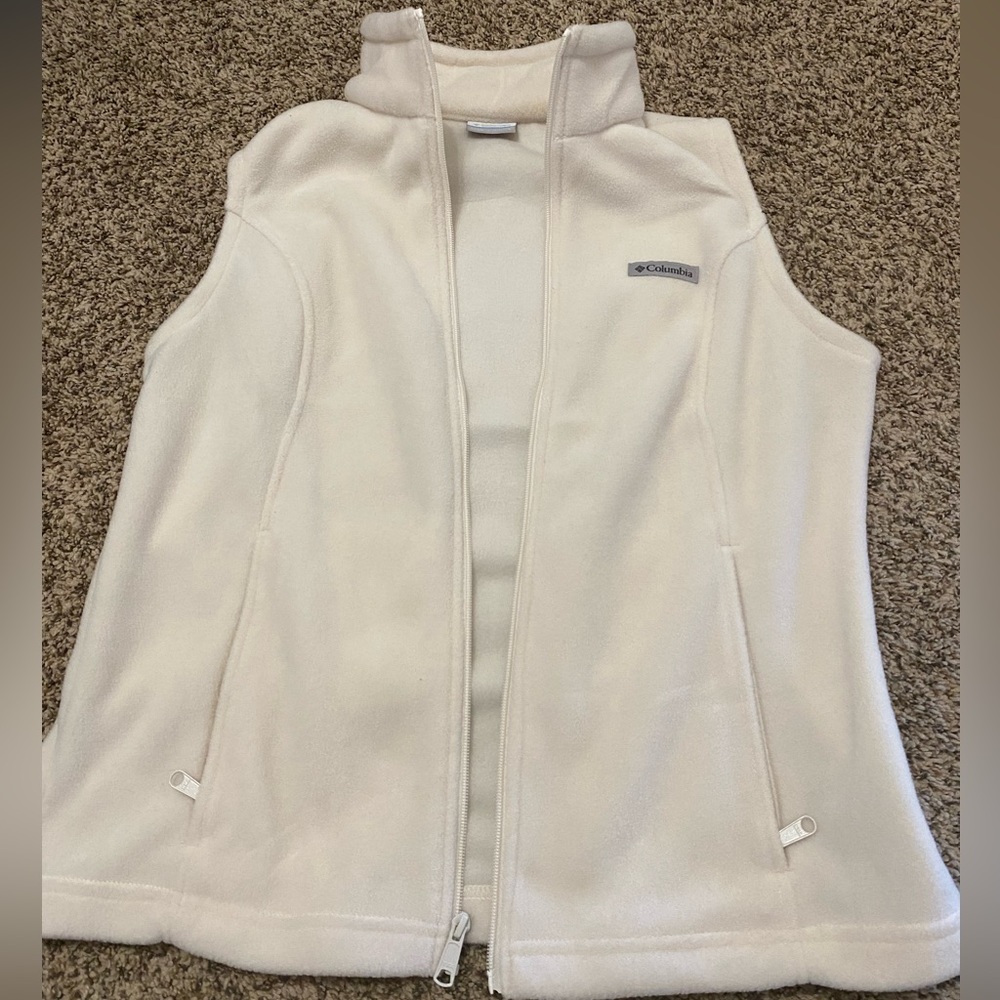 Columbia fleece vest